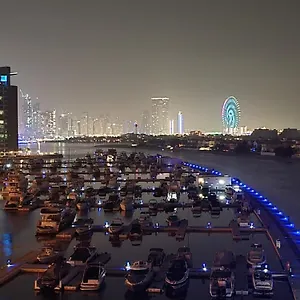 Palm Jumeirah Upgraded & Cozy Boutique Apartment
