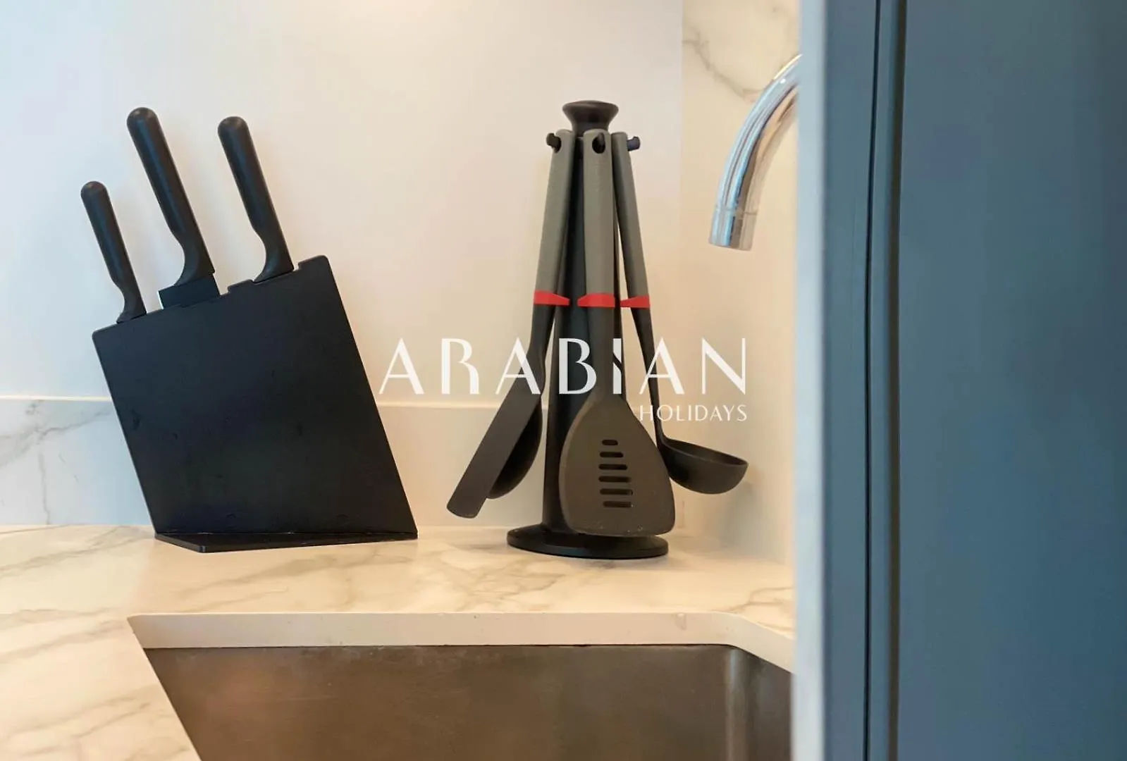 Charming 2Br With Sea View&Beach Access Dubai Apartment
